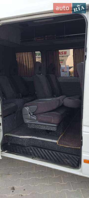 Грузопассажирский фургон Mercedes-Benz Sprinter 2001 в Каменец-Подольском