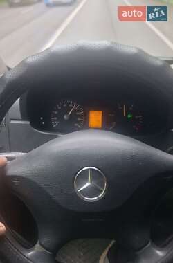 Грузопассажирский фургон Mercedes-Benz Sprinter 2010 в 
