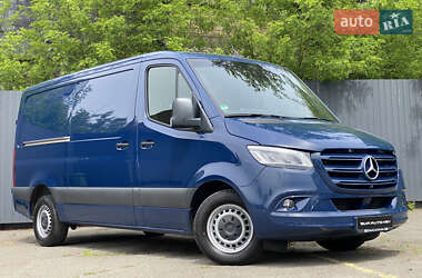 Грузовой фургон Mercedes-Benz Sprinter 2021 в 
