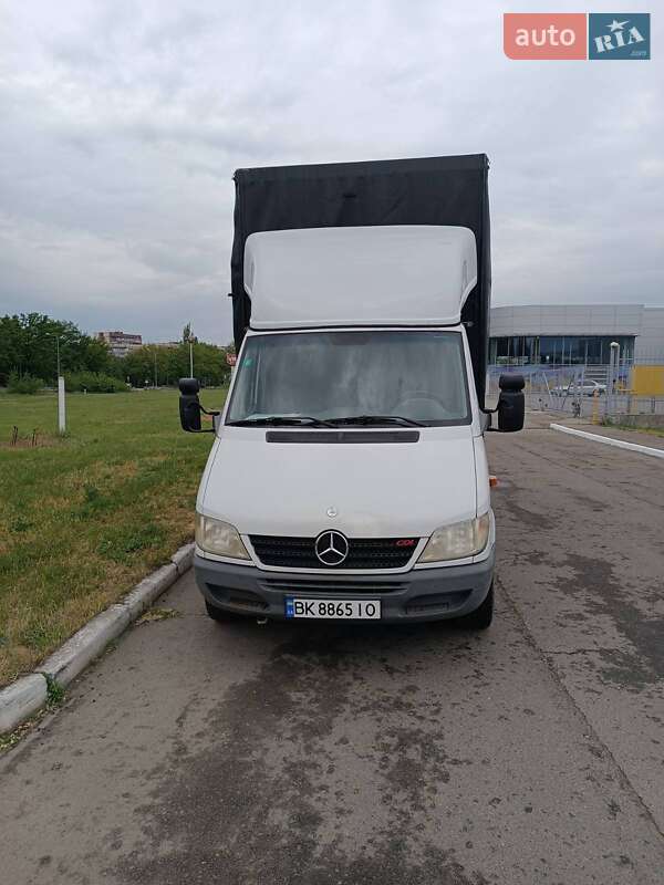 Тентований Mercedes-Benz Sprinter 2004 в Дніпрі