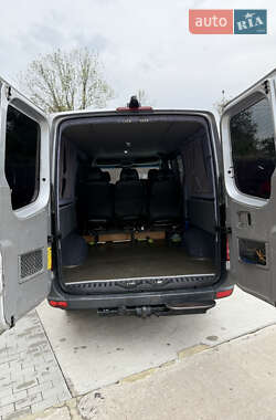 Микроавтобус Mercedes-Benz Sprinter 2012 в 