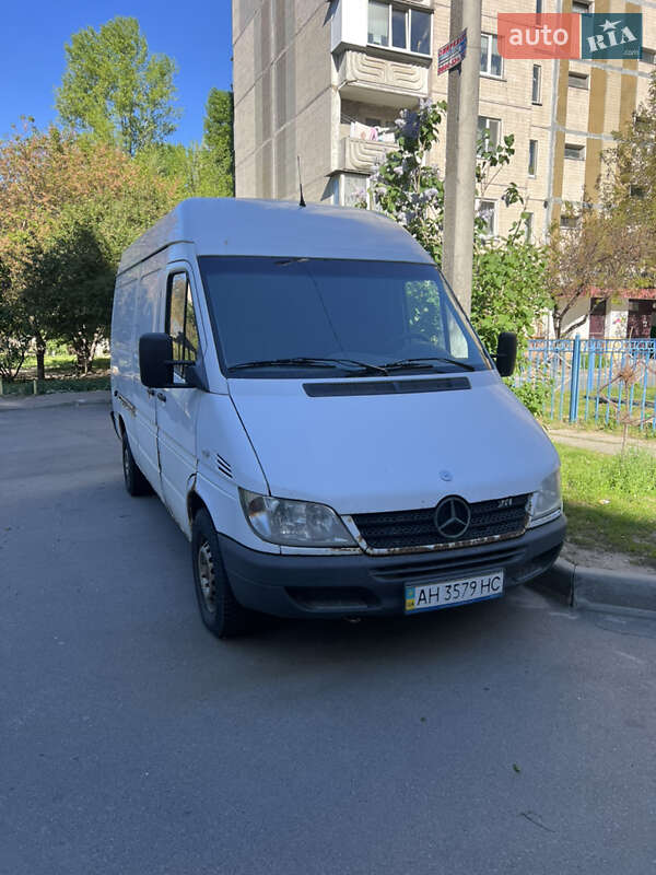 Mercedes-Benz Sprinter 2006