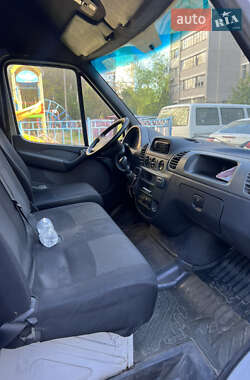 Грузовой фургон Mercedes-Benz Sprinter 2006 в 