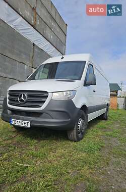 Другие грузовики Mercedes-Benz Sprinter 2020 в 
