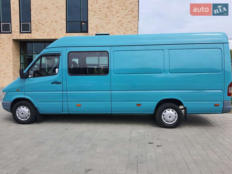 Вантажопасажирський фургон Mercedes-Benz Sprinter 1998 в Хмельницькому