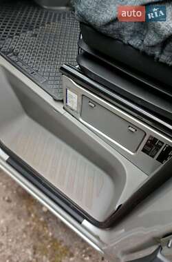 Грузовой фургон Mercedes-Benz Sprinter 2012 в 