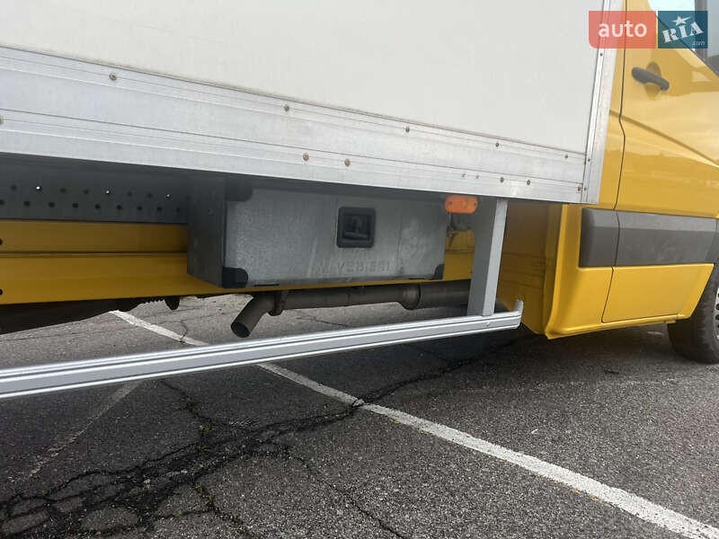 Вантажний фургон Mercedes-Benz Sprinter 2016 в Вінниці