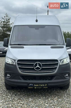 Вантажний фургон Mercedes-Benz Sprinter 2020 в 