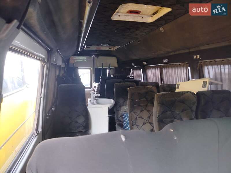 Приміський автобус Mercedes-Benz Sprinter 2003 в Дніпрі