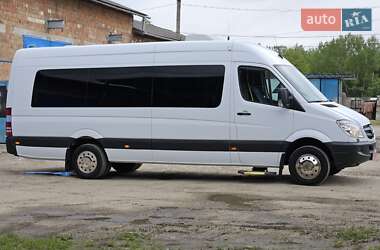 Туристичний / Міжміський автобус Mercedes-Benz Sprinter 2013 в 