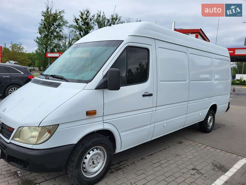 Вантажний фургон Mercedes-Benz Sprinter 2005 в Вінниці
