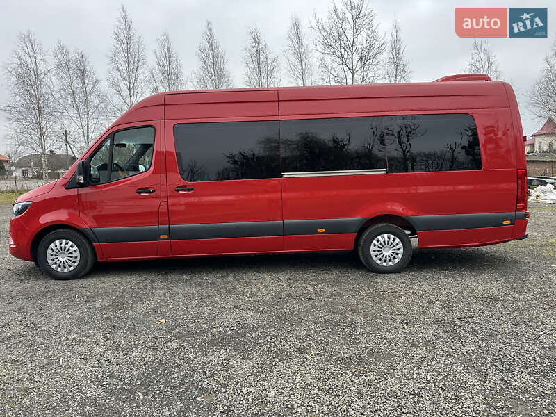 Вантажопасажирський фургон Mercedes-Benz Sprinter 2020 в Луцьку