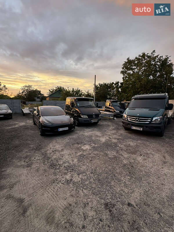 Автовоз Mercedes-Benz Sprinter 2005 в Бучі
