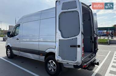 Другие автобусы Mercedes-Benz Sprinter 2011 в 