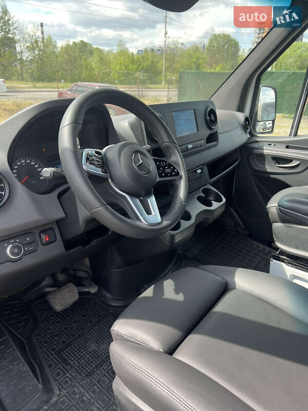 Вантажний фургон Mercedes-Benz Sprinter 2020 в Києві