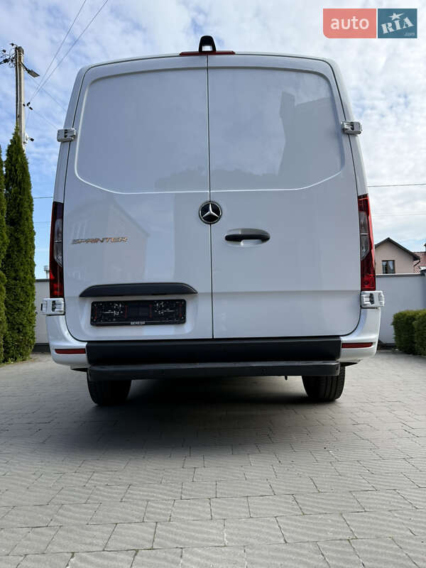 Вантажний фургон Mercedes-Benz Sprinter 2018 в Львові