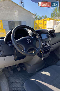 Грузовой фургон Mercedes-Benz Sprinter 2014 в 