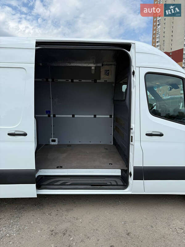 Вантажний фургон Mercedes-Benz Sprinter 2021 в Києві