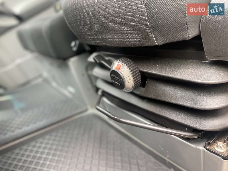 Автовоз Mercedes-Benz Sprinter 2019 в Ужгороде