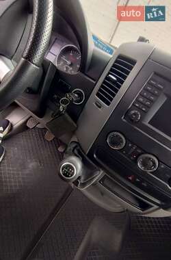 Автовоз Mercedes-Benz Sprinter 2016 в 