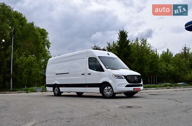 Грузовой фургон Mercedes-Benz Sprinter 2020 в 