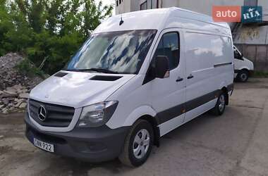 Грузовой фургон Mercedes-Benz Sprinter 2015 в Ровно