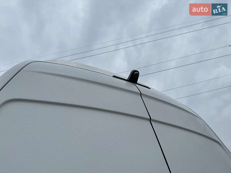 Вантажопасажирський фургон Mercedes-Benz Sprinter 2012 в Чернівцях