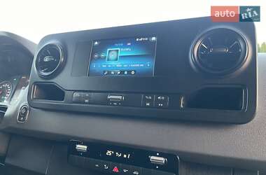 Вантажний фургон Mercedes-Benz Sprinter 2021 в 