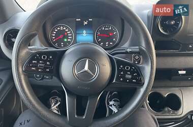 Вантажний фургон Mercedes-Benz Sprinter 2021 в 