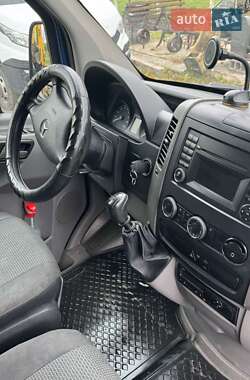 Грузовой фургон Mercedes-Benz Sprinter 2011 в 