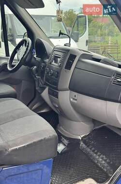 Грузовой фургон Mercedes-Benz Sprinter 2011 в 