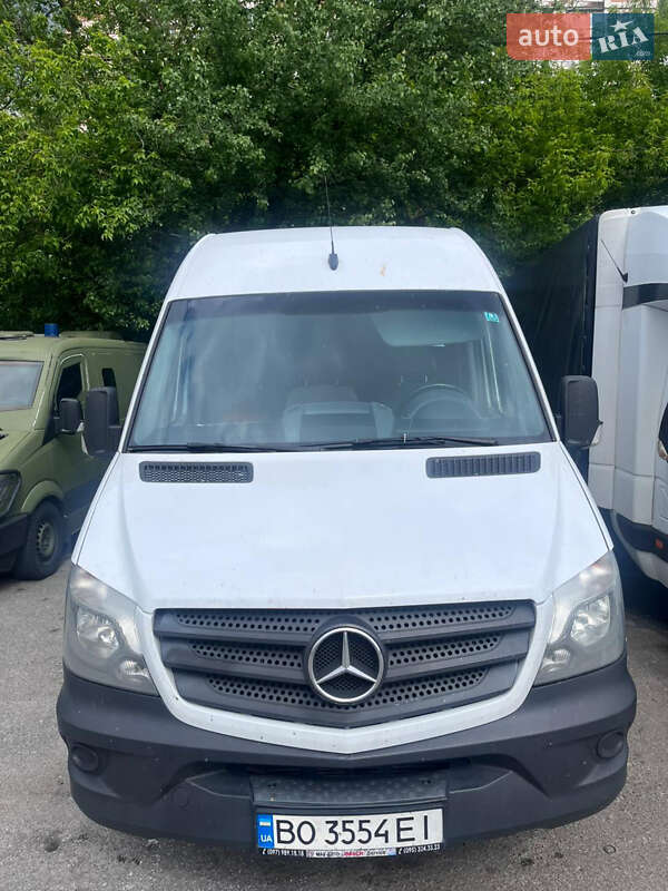 Mercedes-Benz Sprinter 2013