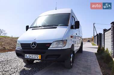 Грузовой фургон Mercedes-Benz Sprinter 2003 в 