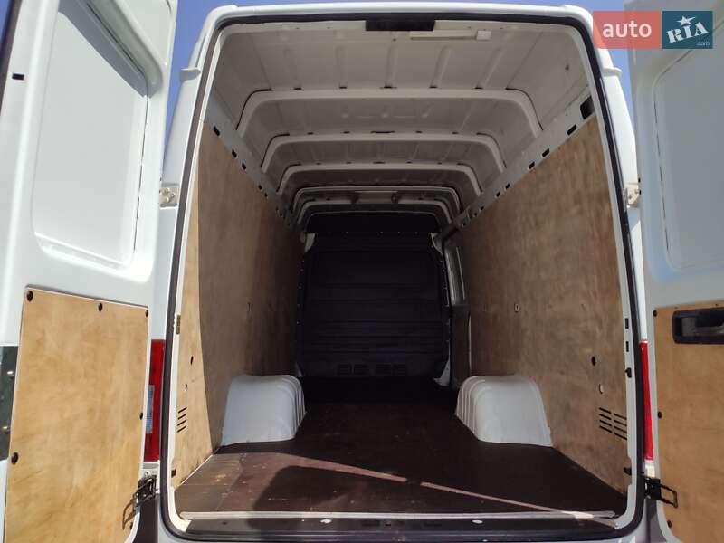 Грузовой фургон Mercedes-Benz Sprinter 2003 в Ровно