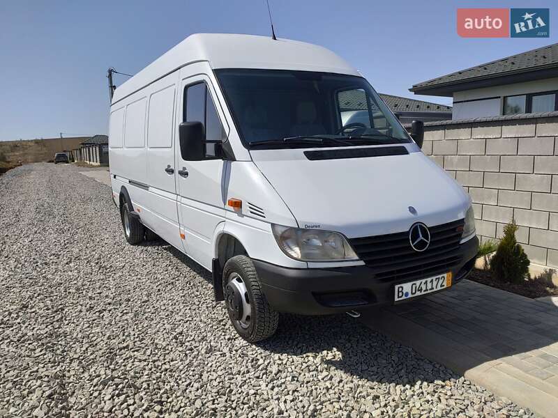 Грузовой фургон Mercedes-Benz Sprinter 2003 в Ровно