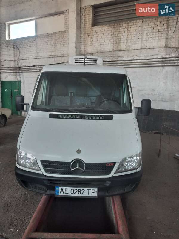 Mercedes-Benz Sprinter 2004