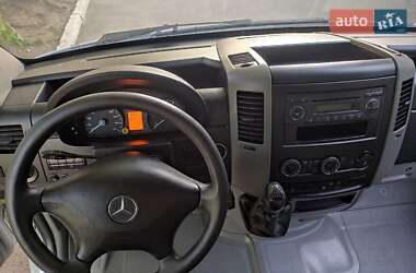 Вантажний фургон Mercedes-Benz Sprinter 2011 в 