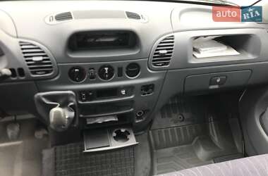 Грузовой фургон Mercedes-Benz Sprinter 2002 в 