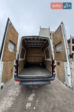 Вантажопасажирський фургон Mercedes-Benz Sprinter 2011 в 