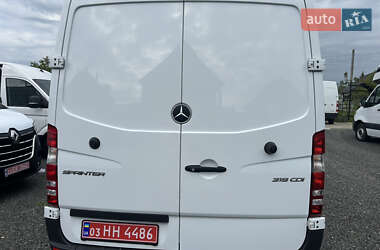 Грузовой фургон Mercedes-Benz Sprinter 2017 в 