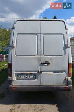 Грузовой фургон Mercedes-Benz Sprinter 2005 в 