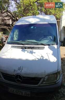 Вантажний фургон Mercedes-Benz Sprinter 2004 в 