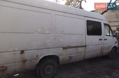 Вантажний фургон Mercedes-Benz Sprinter 2004 в 