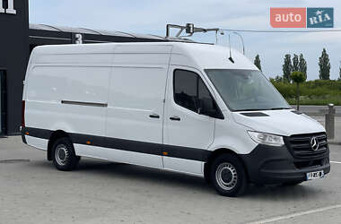 Грузовой фургон Mercedes-Benz Sprinter 2020 в 