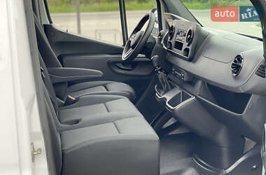 Грузовой фургон Mercedes-Benz Sprinter 2020 в 