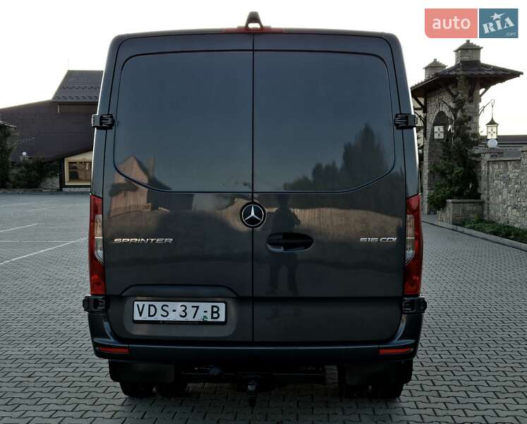 Грузовой фургон Mercedes-Benz Sprinter 2020 в Черновцах