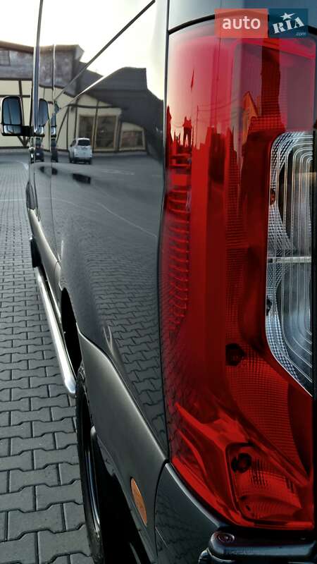 Грузовой фургон Mercedes-Benz Sprinter 2020 в Черновцах