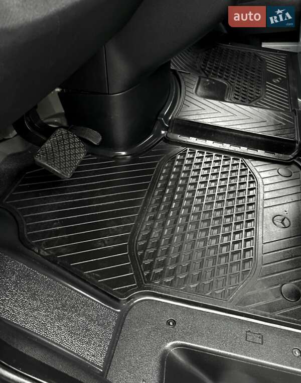 Грузовой фургон Mercedes-Benz Sprinter 2020 в Черновцах