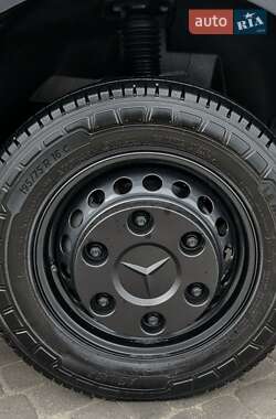 Вантажний фургон Mercedes-Benz Sprinter 2020 в 