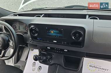 Грузовой фургон Mercedes-Benz Sprinter 2020 в 